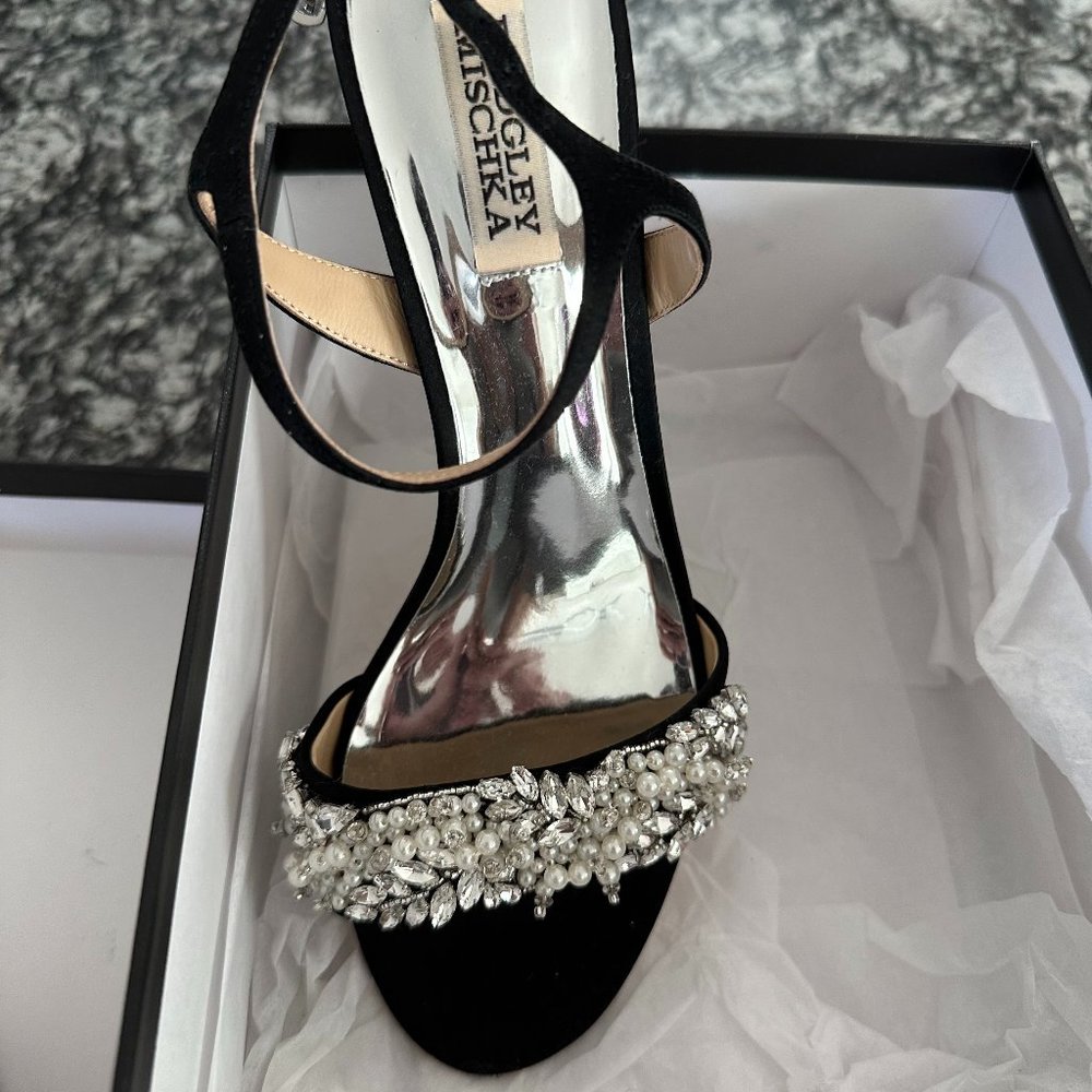 Badgley Mischka Clair Black Heels Size 8